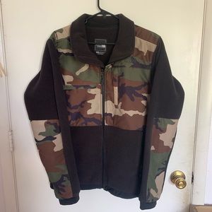 The north face men’s comouflage winter jacket